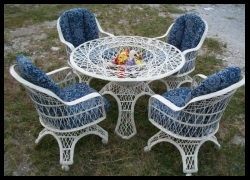 Fiberglass Outdoor Wicker Furniture Barrel Chair W/ Legs & Casters